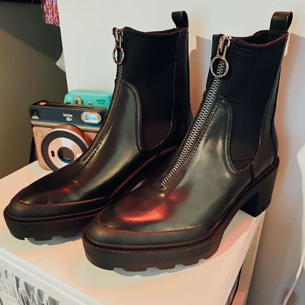 Zara Ankled Boots *NEW*